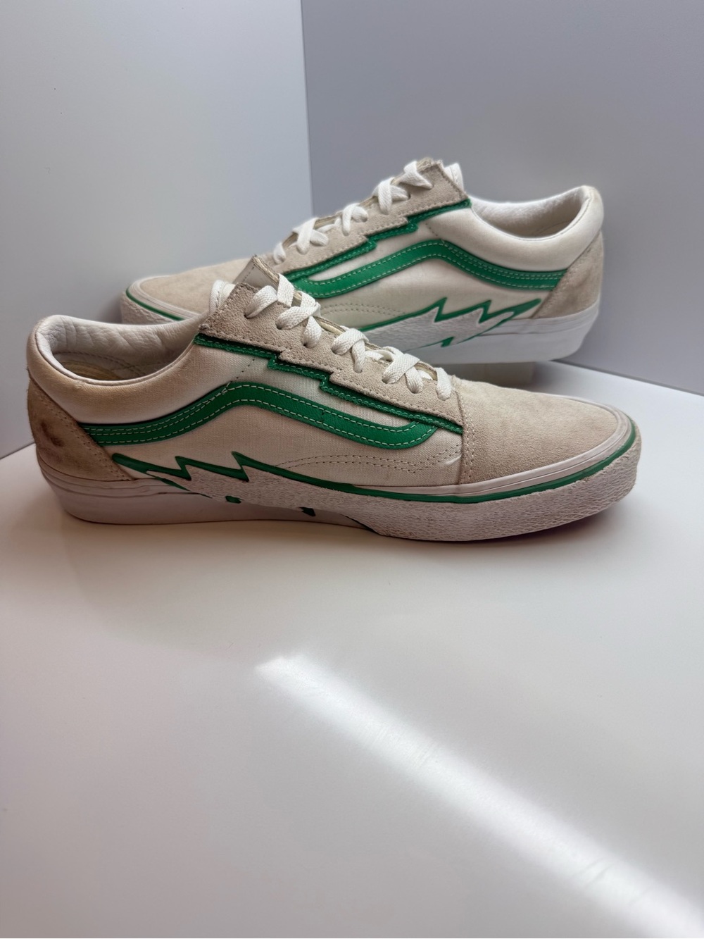 Vans Old Skool Bolt "White Green" (Style Code: VN0009Q5WGR). M10.5